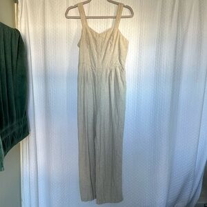 Size M: Old Navy Linen Jumpsuit